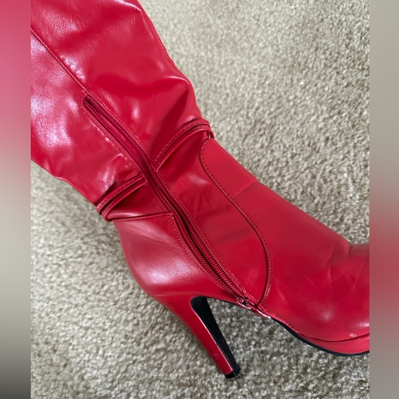 Women's Red Knee-High Boots Pointed Toe Bright Leather Heel Boots - Picture 2 of 10